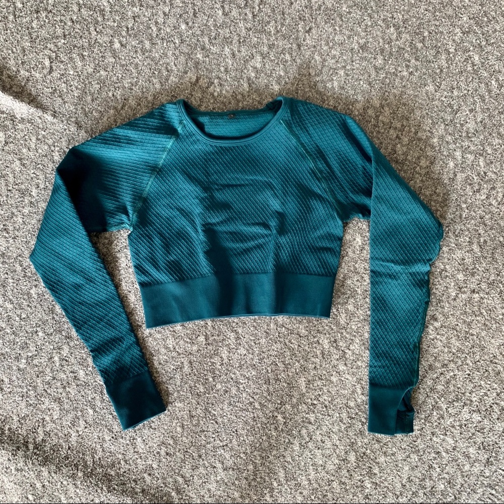 Balance Athletica long sleeve crop - Size S